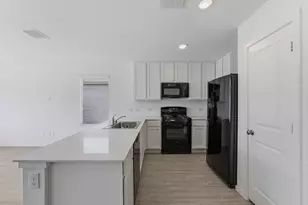 4952 Stonebridge Dr, Ennis, TX 75119 - Photo 2