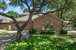 312 Tree Grove Cir, Waco, TX 76712 - Photo 2