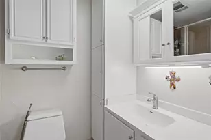 2001 Statler Dr, Carrollton, TX 75007 - Photo 24