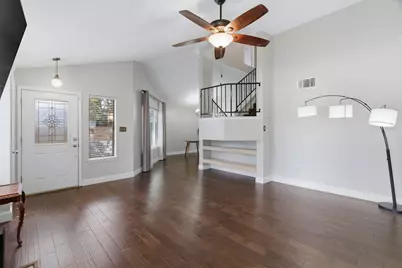 633 Hunters Glen Street, Lewisville, TX 75067 - Photo 6