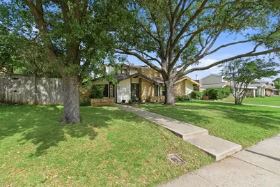 633 Hunters Glen Street, Lewisville, TX 75067 - Photo 2