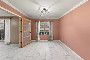 811 Trenton Dr, Tyler, TX 75703 - Photo 8
