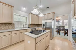 1434 Pebble Creek Dr, Coppell, TX 75019 - Photo 10