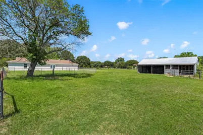 154 Longhorn Parkway, Axtell, TX 76624 - Photo 34