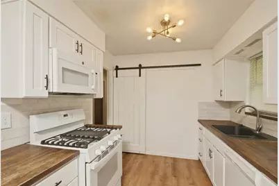 2703 Robinwood Lane, Denton, TX 76209 - Photo 14