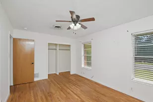 2703 Robinwood Ln, Denton, TX 76209 - Photo 24