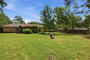 2703 Robinwood Ln, Denton, TX 76209 - Photo 38