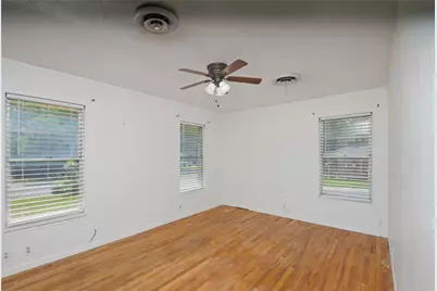 2703 Robinwood Lane, Denton, TX 76209 - Photo 22