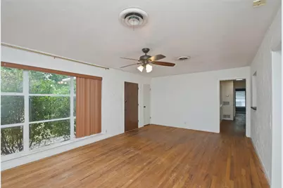 2703 Robinwood Lane, Denton, TX 76209 - Photo 8