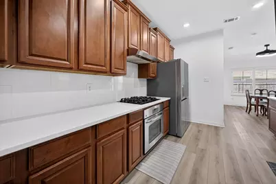 2360 Collin Drive, Grand Prairie, TX 75052 - Photo 14