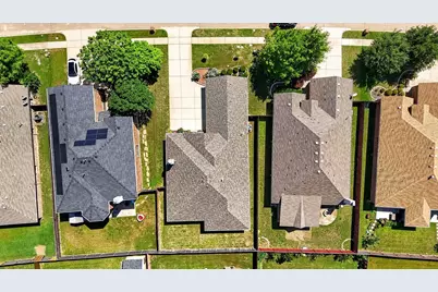 2360 Collin Drive, Grand Prairie, TX 75052 - Photo 30