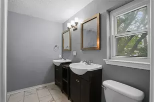 1726 Venetian Cir, Arlington, TX 76013 - Photo 12