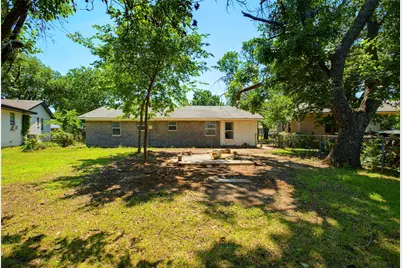 361 N Shore Place, Lewisville, TX 75067 - Photo 12