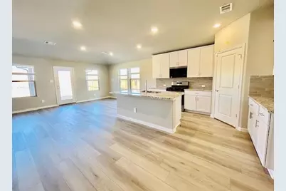 2215 Gustavus Dr, Sherman, TX 75092 - Photo 4