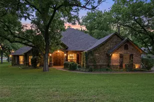 8753 S Monticello Cir, Granbury, TX 76049 - Photo 40
