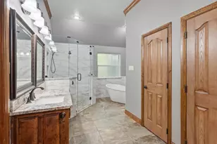 8753 S Monticello Cir, Granbury, TX 76049 - Photo 22