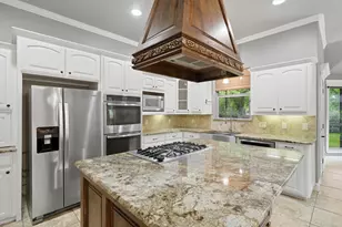 8753 S Monticello Cir, Granbury, TX 76049 - Photo 24