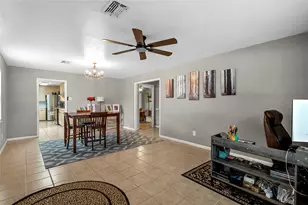 7440 Brentwood Cir, Woodway, TX 76712 - Photo 12