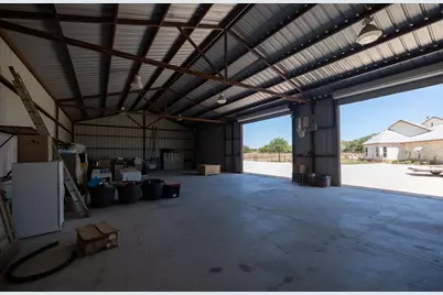 1125 County Road 230, Florence, TX 76527 - Photo 38