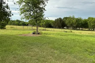 109 McKelvain St, Oglesby, TX 76561 - Photo 20