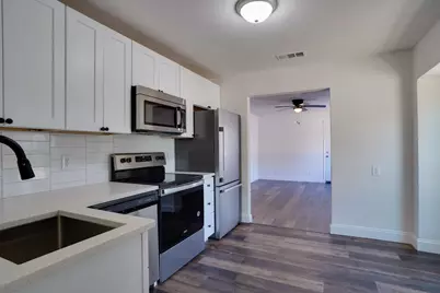 4363 Lisbon Street, Fort Worth, TX 76107 - Photo 8