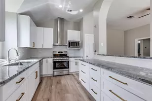 5608 Manchester Dr, Richardson, TX 75082 - Photo 6