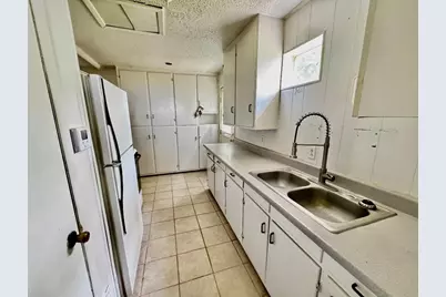 1115 Alexander Road, Stephenville, TX 76401 - Photo 6