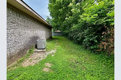 1115 Alexander Road, Stephenville, TX 76401 - Photo 10