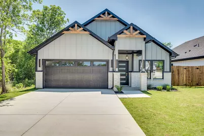 312 Matthew Street, Hillsboro, TX 76645 - Photo 1