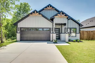 312 Matthew St, Hillsboro, TX 76645 - Photo 1