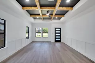 312 Matthew St, Hillsboro, TX 76645 - Photo 6