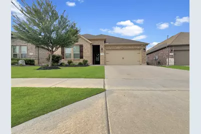 11229 Yellow Rose Way, Aubrey, TX 76227 - Photo 2