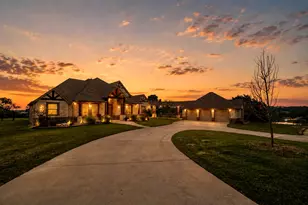 288 S Ridgeoak Ct, Weatherford, TX 76087 - Photo 1