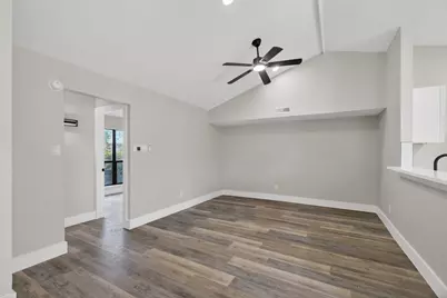 6038 Dooley Drive, The Colony, TX 75056 - Photo 2