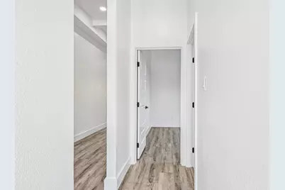 2504 Vaughn Boulevard, Fort Worth, TX 76105 - Photo 20