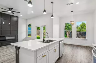2504 Vaughn Blvd, Fort Worth, TX 76105 - Photo 8