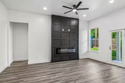 2504 Vaughn Boulevard, Fort Worth, TX 76105 - Photo 8