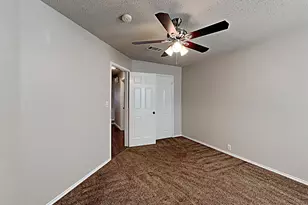 1803 Dartmouth Dr, Glenn Heights, TX 75154 - Photo 4