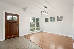 2017 Creekdale Dr, Denton, TX 76210 - Photo 4