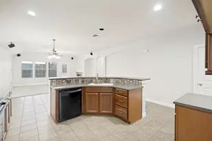 2017 Creekdale Dr, Denton, TX 76210 - Photo 14