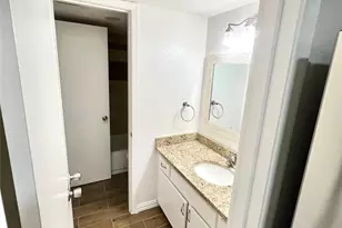 4637 Country Creek Dr, Dallas, TX 75236 - Photo 10