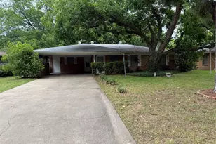 2402 W 5th Ave, Corsicana, TX 75110 - Photo 2