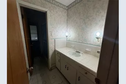 2402 W 5th Avenue, Corsicana, TX 75110 - Photo 6