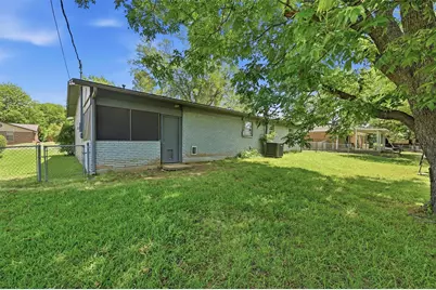 109 N Hickory Avenue, Denison, TX 75020 - Photo 24