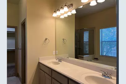 830 La Cima, Irving, TX 75039 - Photo 14