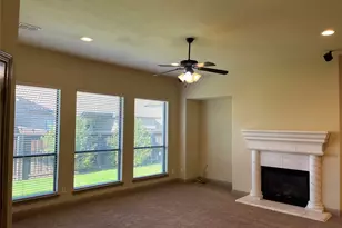 830 La Cima, Irving, TX 75039 - Photo 4