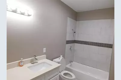 2240 Jackson Circle #B, Carrollton, TX 75006 - Photo 10