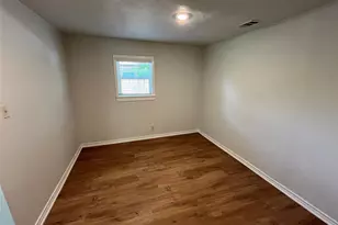 2314 Blyth Dr, Dallas, TX 75228 - Photo 8