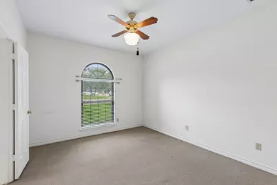 2212 Lorraine Drive, Carrollton, TX 75006 - Photo 18