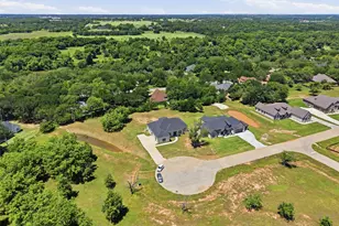 2304 Candlestick Dr, Granbury, TX 76049 - Photo 34